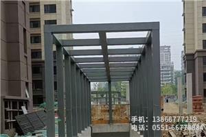 地下室入庫雨棚